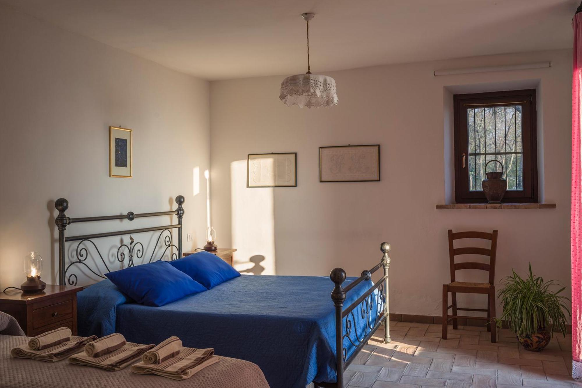 Agriturismo Castelvecchio, Casa Vacanza Con Piscina A Фабриано Экстерьер фото